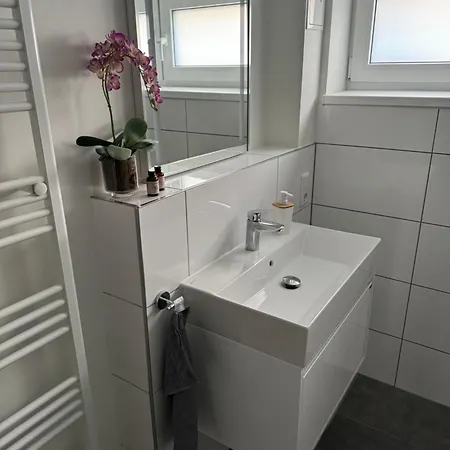 Modernes Apartment, Ruhige Lage, Stadtnah